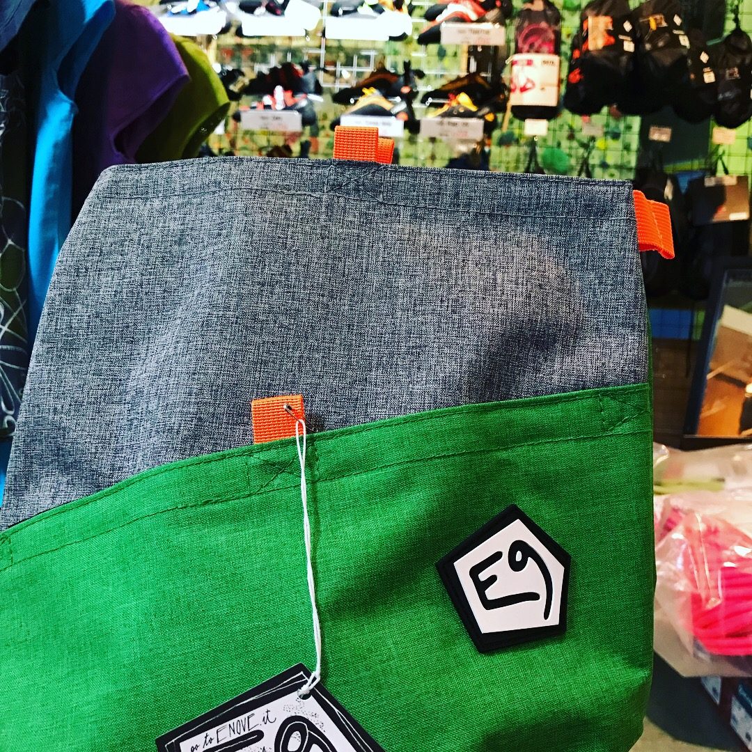 E9 ボルダーチョークバッグ残りあと2つ！！！ 湘南のフリークライミングジム JWALL Ascent